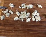 Une image de l'étape 6 de Salade aux deux endives, roquefort et sauce maison.