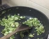 Foto langkah ke 4 dari resep Mie Sambal Hijau Nanas.