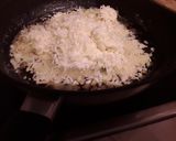 Tejszínes, fokhagymás gyors tészta recept fázis 2 fotója