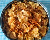A picture of step 4 of Kacha Kela na Kharkhariya.