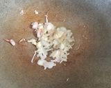 Foto langkah ke 2 dari resep Indomie Nyemek (Spesial Pake Telor).