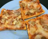 Foto langkah ke 5 dari resep Pizza roti tawar anti gagal.