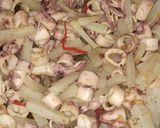 Foto langkah ke 4 dari resep Tumis Lobak Cumi Asin.