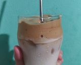 Foto langkah ke 4 dari resep Dalgona Coffee (pakai air dingin).