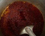 A picture of step 4 of Spaghetti pedas Singapore.