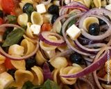 Foto del passaggio 6 della ricetta Pasta fredda alla greca