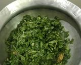 A picture of step 4 of Methi ringan.