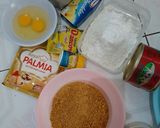 Foto langkah ke 1 dari resep Crunchy Cheese Cornflake Cookies.