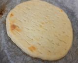 A picture of step 5 of Paneer Tikka Cheese Burst Pizza, without oven.