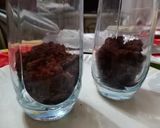 A picture of step 3 of Black forest brownie trifles.