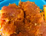 A picture of step 2 of Carrot laddu.