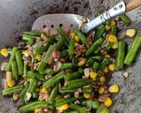 Foto langkah ke 3 dari resep Buncis cah daging.