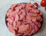 A picture of step 2 of Carrots and Tomato Bujeya.