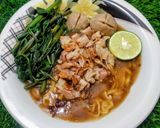 Foto langkah ke 7 dari resep Lomie Ayam Kangkung.