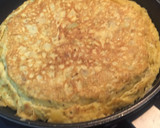 Foto del paso 4 de la receta: Tortilla de patata con calabacín