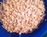Krémes sárgaborsó főzelék csirkepörkölttel recept fázis 1 fotója