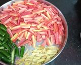 A picture of step 1 of Gajar Mirchi Adrak Achar.
