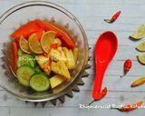 Foto langkah ke 4 dari resep Rujak Buah Kuah Pindang Khas Bali.