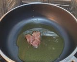 A picture of step 2 of Ragù di Tonno.