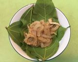 Hình bước làm 2 của món Bì nem thính nắm