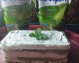 Foto langkah ke 5 dari resep Tiramisu Matcha.