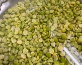 A picture of step 1 of Green Pea Soup 🫛.