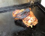 Une image de l'étape 8 de Épaule d'agneau à l'ail et romarin et ses piments verts (recette plancha).