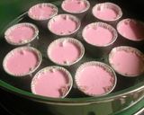 Foto langkah ke 3 dari resep Bolu kukus pink ketawa.