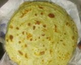 A picture of step 5 of Soft coconut chapati.