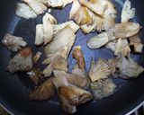 Foto del paso 3 de la receta: Setas al ajillo