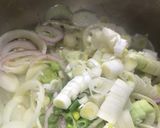 Foto del paso 1 de la receta: Onion soup (sopa de cebolla)