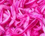 Foto del paso 4 de la receta: Cebolla morada encurtida 💜 solo dos ingredientes 💜