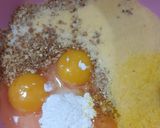 صورة لخطوة 1 من وصفة كيك ببيضتين محشي مربى بذوق الفريز والفاني 🐼🌹👍