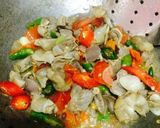 Foto langkah ke 2 dari resep Tumis ampela pedas.