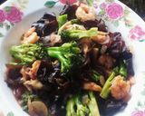Foto langkah ke 4 dari resep Tumis Brokoli.