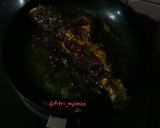 Foto langkah ke 5 dari resep Ikan kerapu panggang di teflon dengan baluran sambal kecap.