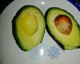 صورة لخطوة 1 من وصفة صلصة الافوكادو 🥑
