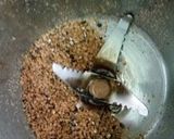 A picture of step 2 of Veg mayonnaise.