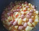 Foto del paso 5 de la receta: Estofado de longanizas con patatas 🍲