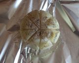 A picture of step 3 of Barbequed Cheesy Onion.