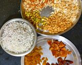 A picture of step 1 of Antina Unde (gond dryfruits laduu).