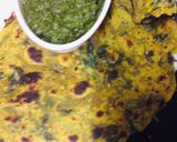 A picture of step 4 of Methi paratha.