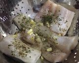 Foto del paso 2 de la receta: Merluza al horno con espárragos trigueros y patatas