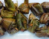 Hình bước làm 4 của món Thịt ức gà cuộn lá nếp chiên