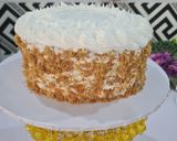 A picture of step 7 of Vanilla Cake with whipped Cream Frosting.
