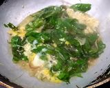 รูปขั้นตอนการทำที่ 4 ของ ผักเหลียงผัดไข่