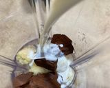 A picture of step 2 of Milo Banana shake.