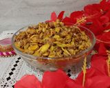A picture of step 5 of Kelphool (banana flower) & Val bhaji.