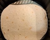 Une image de l'étape 1 de Pizza sans pâte facile et rapide à l'air fryer.
