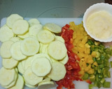 Foto del paso 1 de la receta: Pastel de verduras y gambas con masa filo